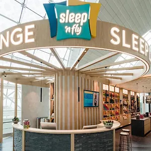 Hotel cápsula Sleep 'n Fly Sleep Lounge, B-gates Terminal 3 - Transit Only