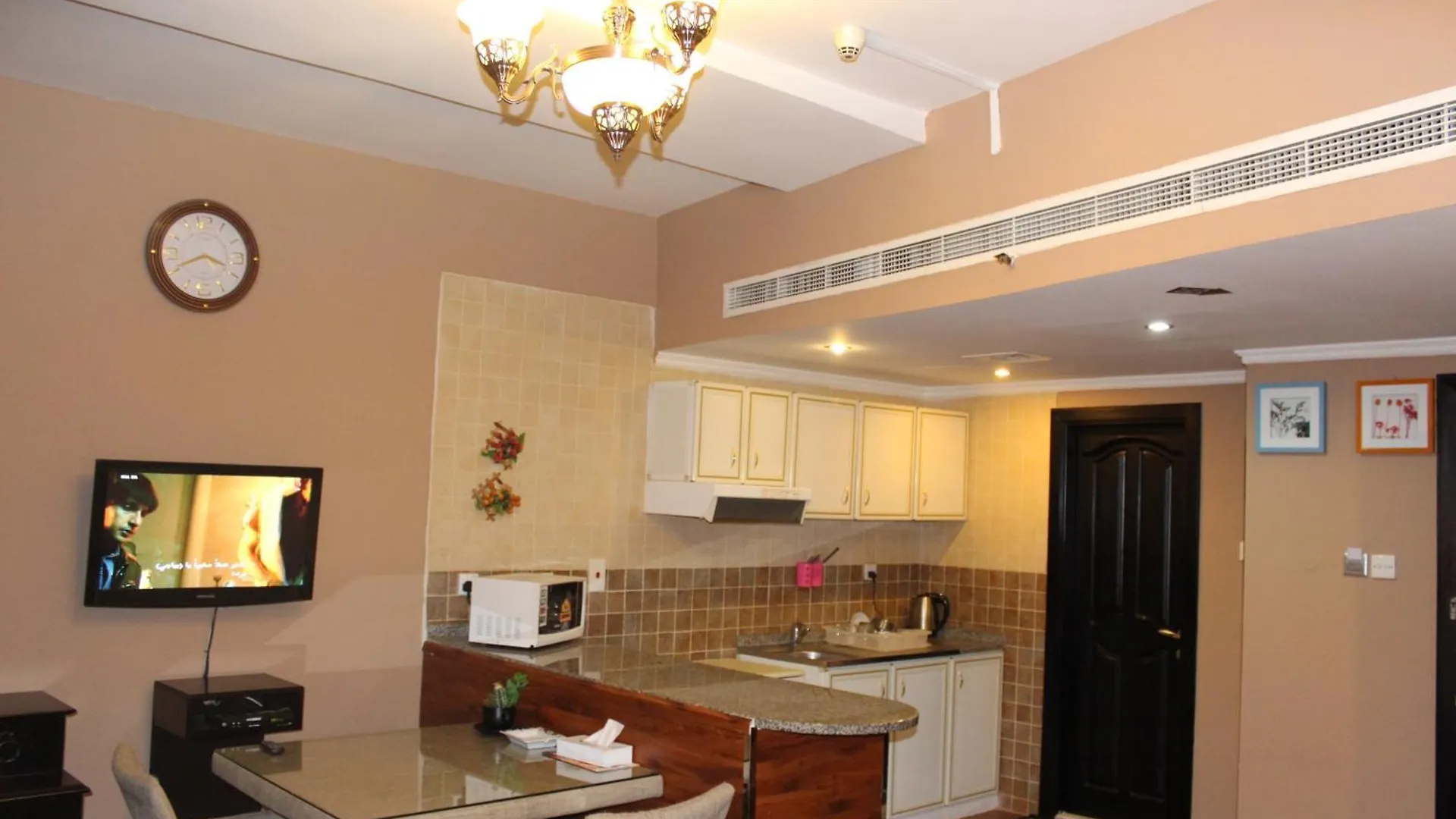 Hafez Hotel Apartments - Al Ras Metro Station Dubai