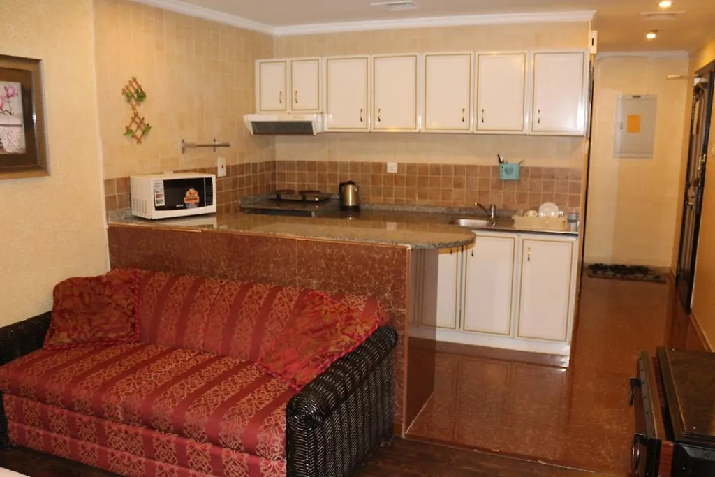 Hafez Hotel Apartments - Al Ras Metro Station Dubai