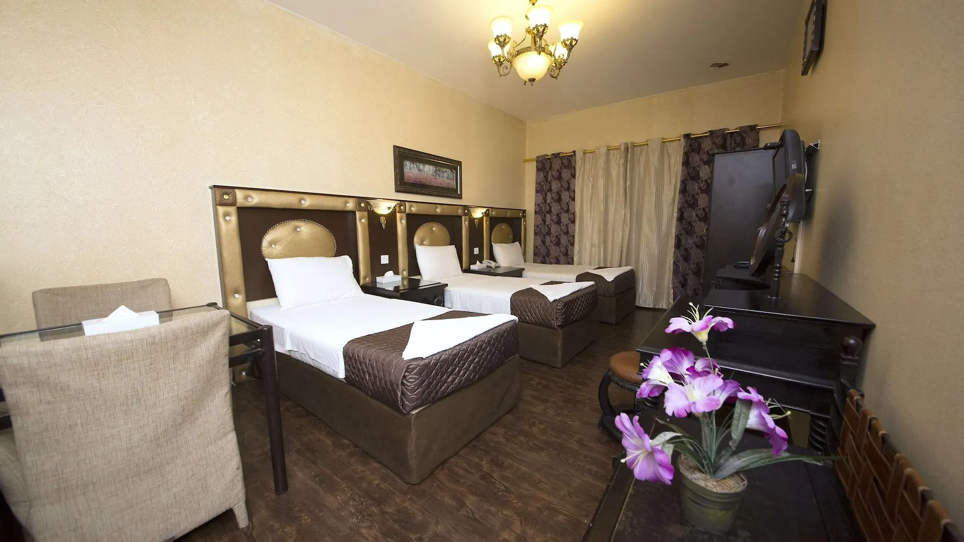 Hafez Hotel Apartments - Al Ras Metro Station Dubái